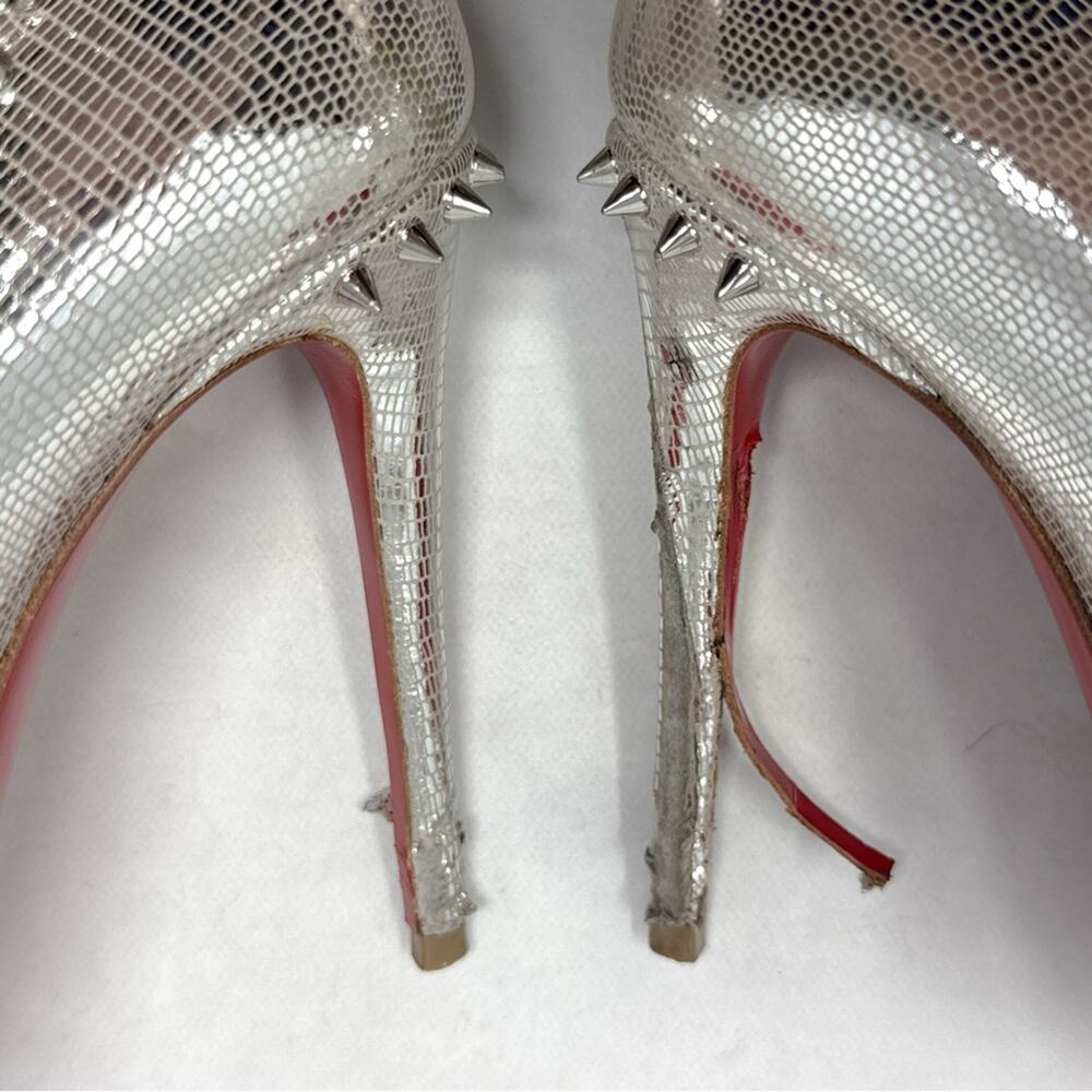 Christian Louboutin Anjalina 100 Spike Stud Trim Chrome Pointed Toe Pumps Heels - Picture 8 of 13